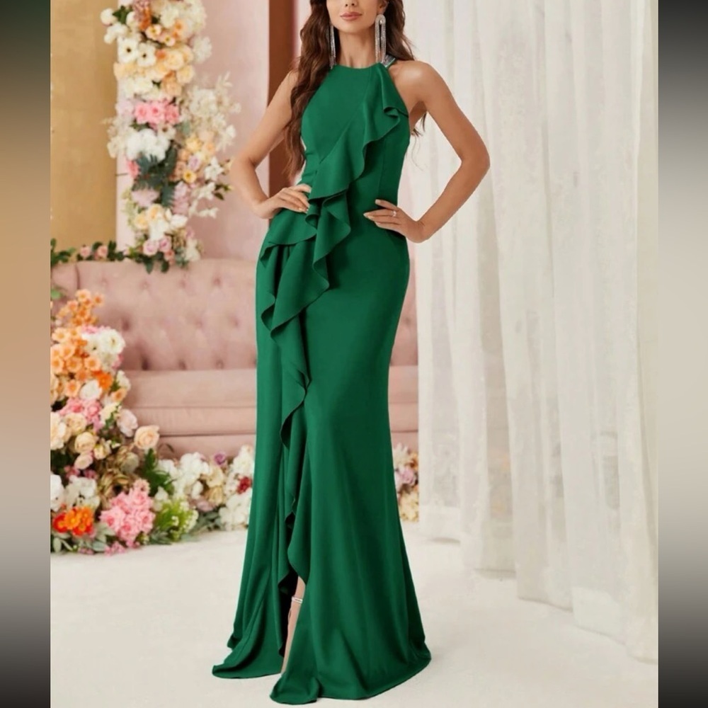 Elegant Green Ruffle-Front Maxi Dress